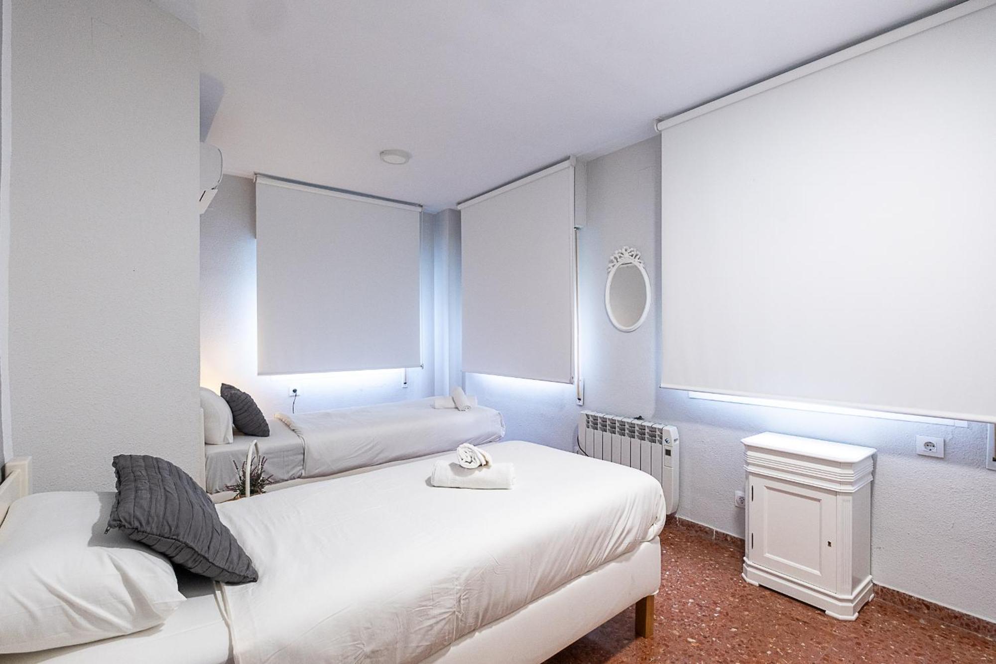 Apartamento New Folch Sevilla A Екстериор снимка