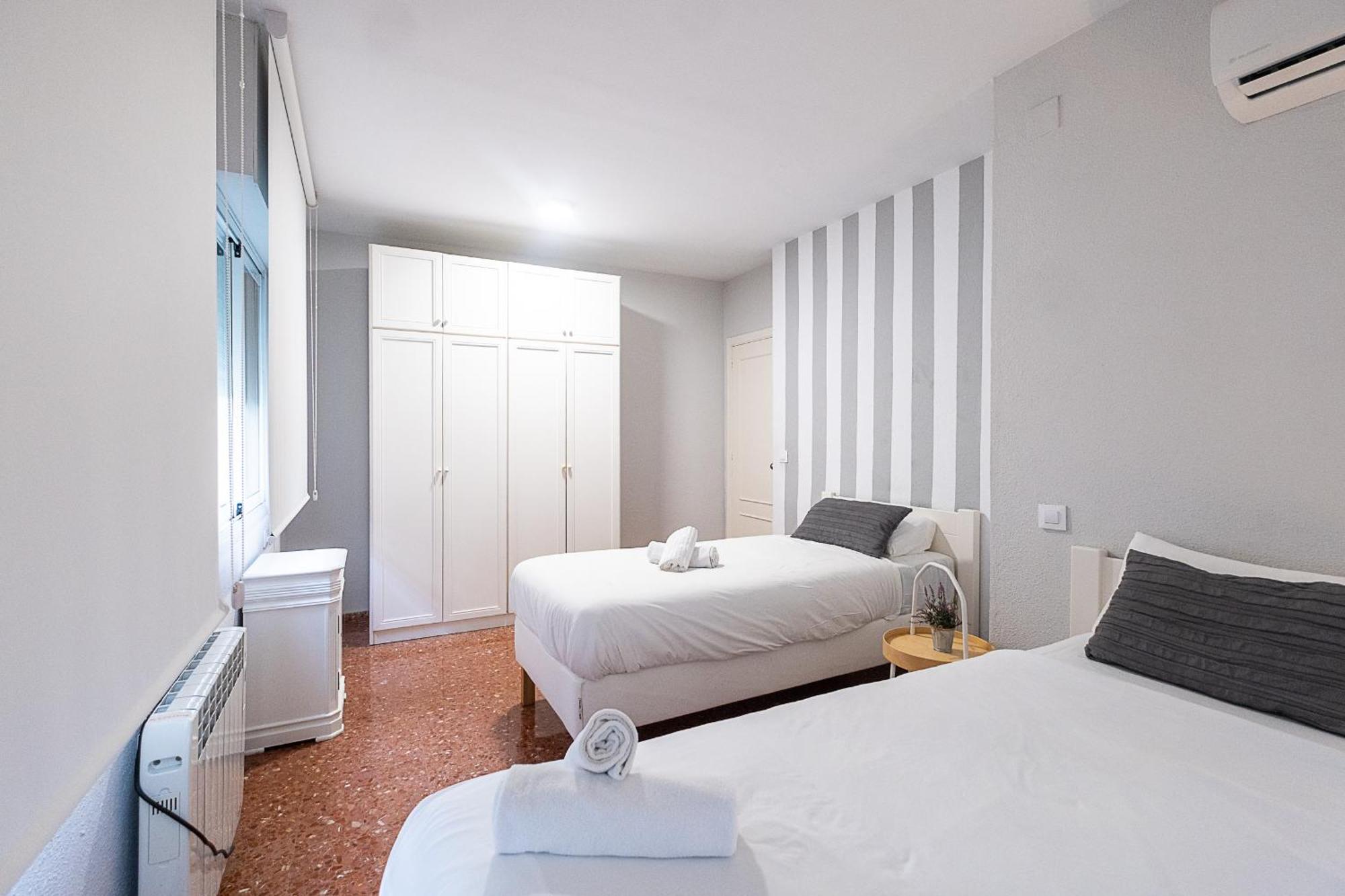 Apartamento New Folch Sevilla A Екстериор снимка